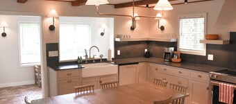 Farmhouse at Loma Cottages