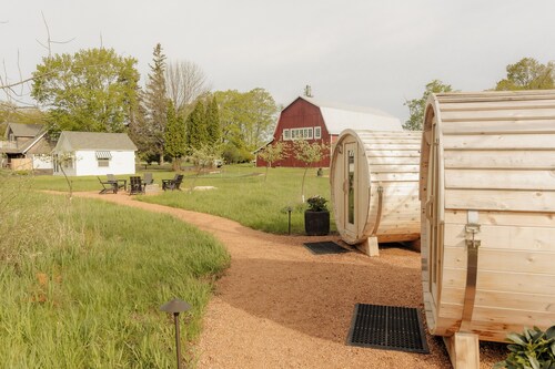 Farmhouse at Loma Cottages