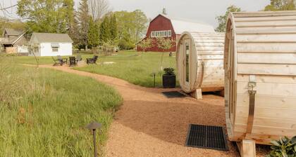Farmhouse at Loma Cottages