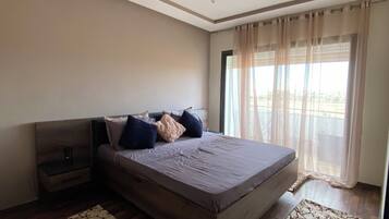 2 dormitorios, escritorio, wifi y ropa de cama