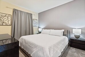 9 chambres, fer et planche à repasser, lit parapluie, Wi-Fi