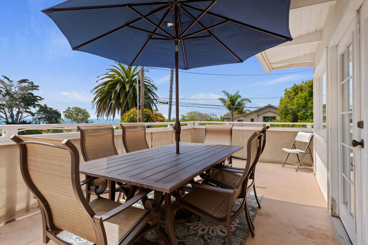 Mesa Gem: Charming Coastal Stay