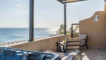 Kahden hengen perhehuone, parveke | Terassi/patio