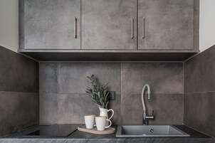 Fridge, microwave, stovetop, cookware/dishes/utensils