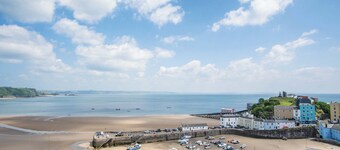 Rooftops - 1 Bedroom Apartment - Tenby