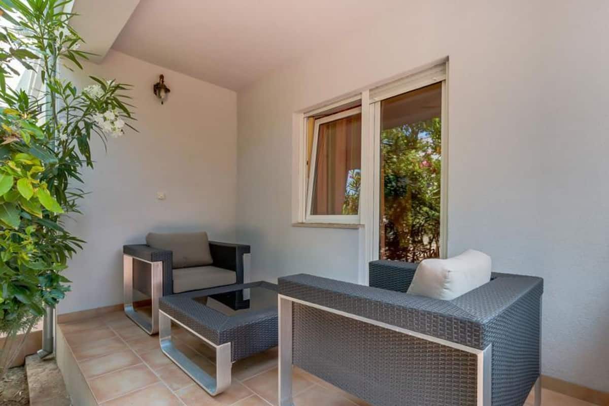 Apartment (Pansion Belvedere - One Bedroom (Apox) | Exterior