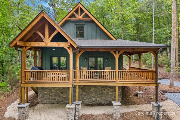 Exterior - Pet Friendly, Bear Paw by Carolina Properties (Lake Lure)