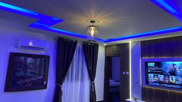 Classic Suite | Living area