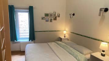 1 室のベッドルーム、デスク、アイロン / アイロン台、WiFi