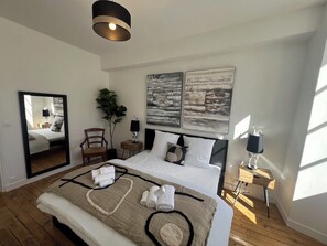 2 Schlafzimmer, Reisekinderbett, WLAN, Bettwäsche