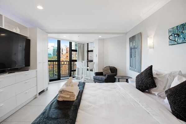 1 soverom, strykejern/-brett, wi-fi (inkludert) og sengetøy