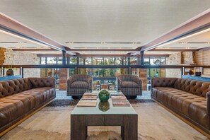 Lobby - Solaris Residences 4C West (Vail)