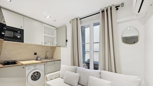Classic Apartment | 1 bilik tidur, Wi-fi percuma, cadar katil 
