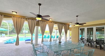 Stars Manor/Disney/Universal/Private Pool&Gym