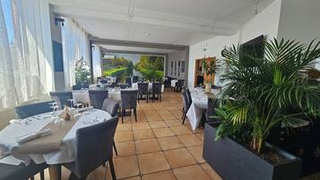 3 restaurants, Franse gerechten