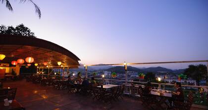 Grand Mandarin Betong Hotel