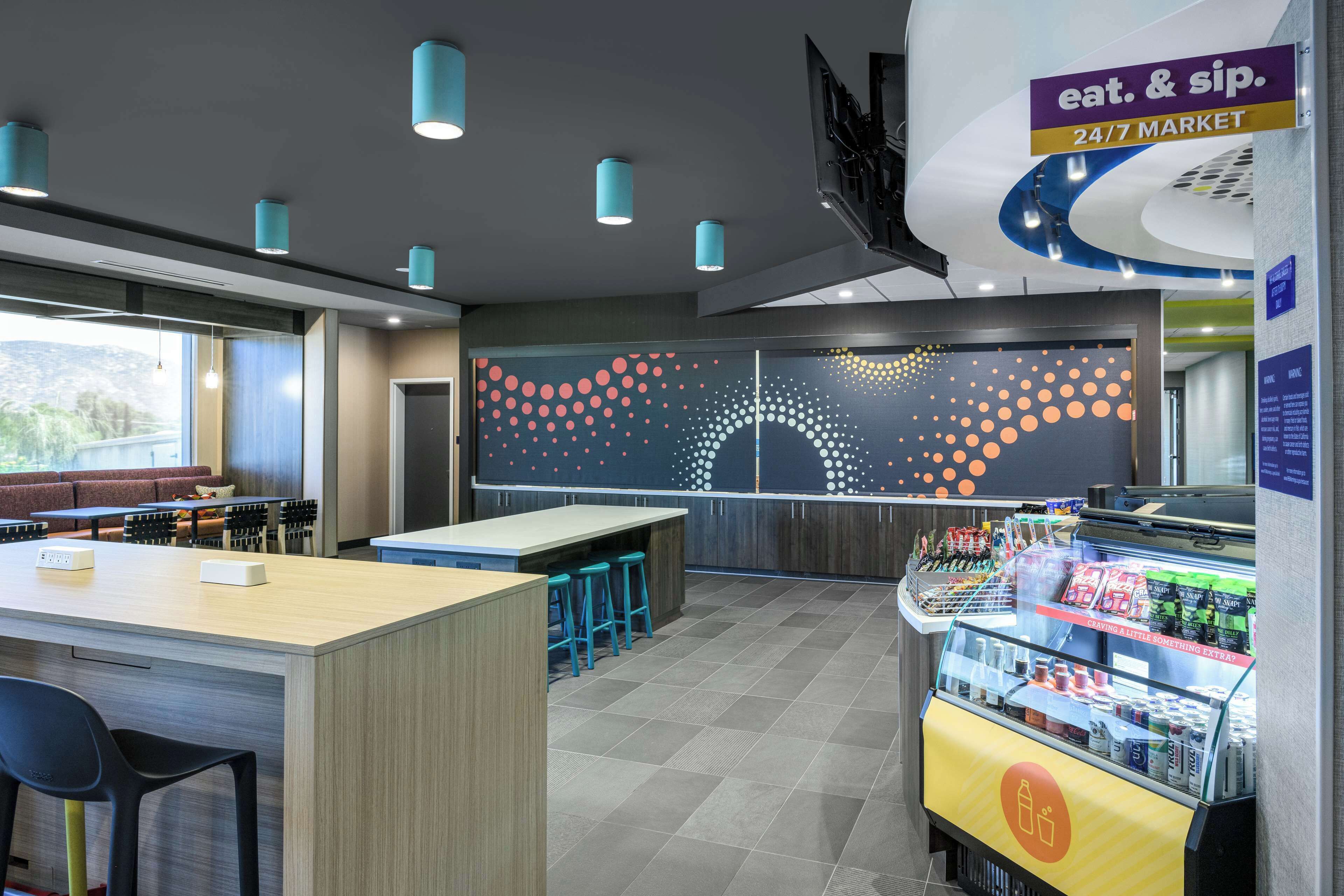 Snack bar