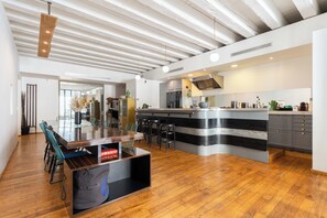 Dining - LE Loft DU Vieux Port-saint Victor 4 Chambres, 4 Salles DE Bains (Marseille)