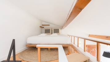 Apartament estàndard, balcó, vistes a la ciutat | Wifi gratuïta