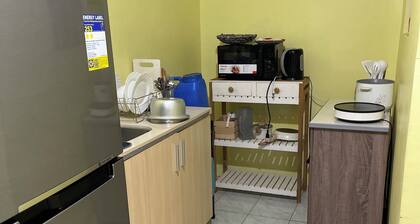 RCA Transient House-2 bedrooms with free wifi