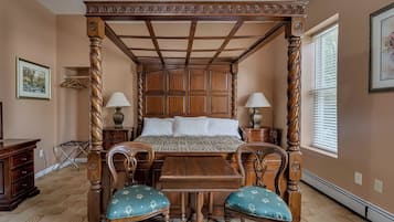 Chambre Double Luxe, salle de bains privée | Fer et planche à repasser, Wi-Fi gratuit, draps fournis