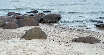 Moderne und Stilvolle Ferienwohnung für 4 Personen in Strandnähe