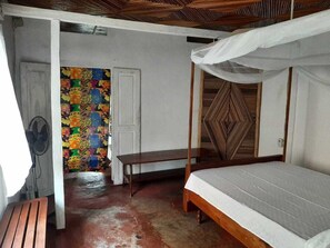Basic Double Room Single Use, 1 Large Twin Bed, Ocean View
