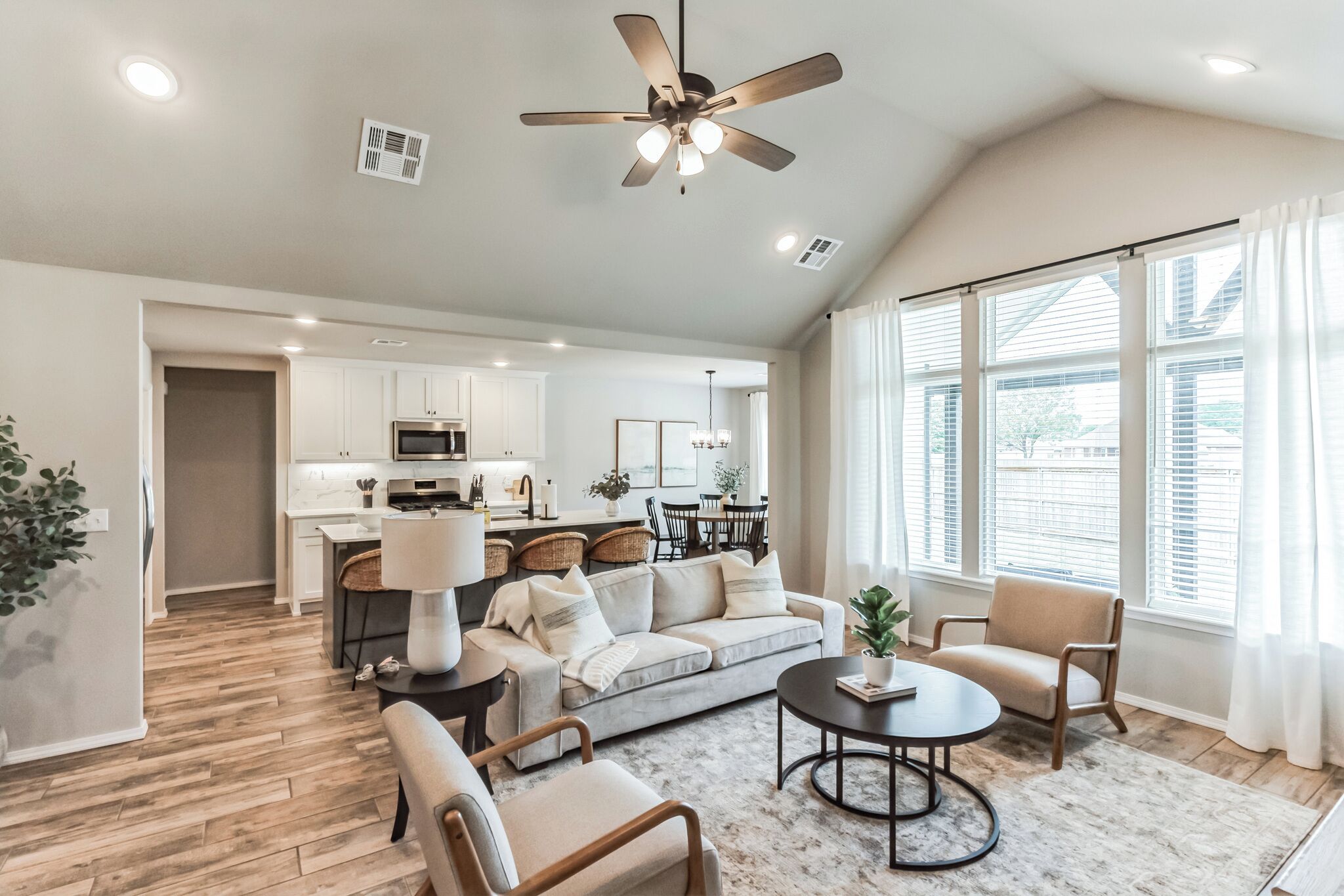 Beautiful new home in Stone Creek!