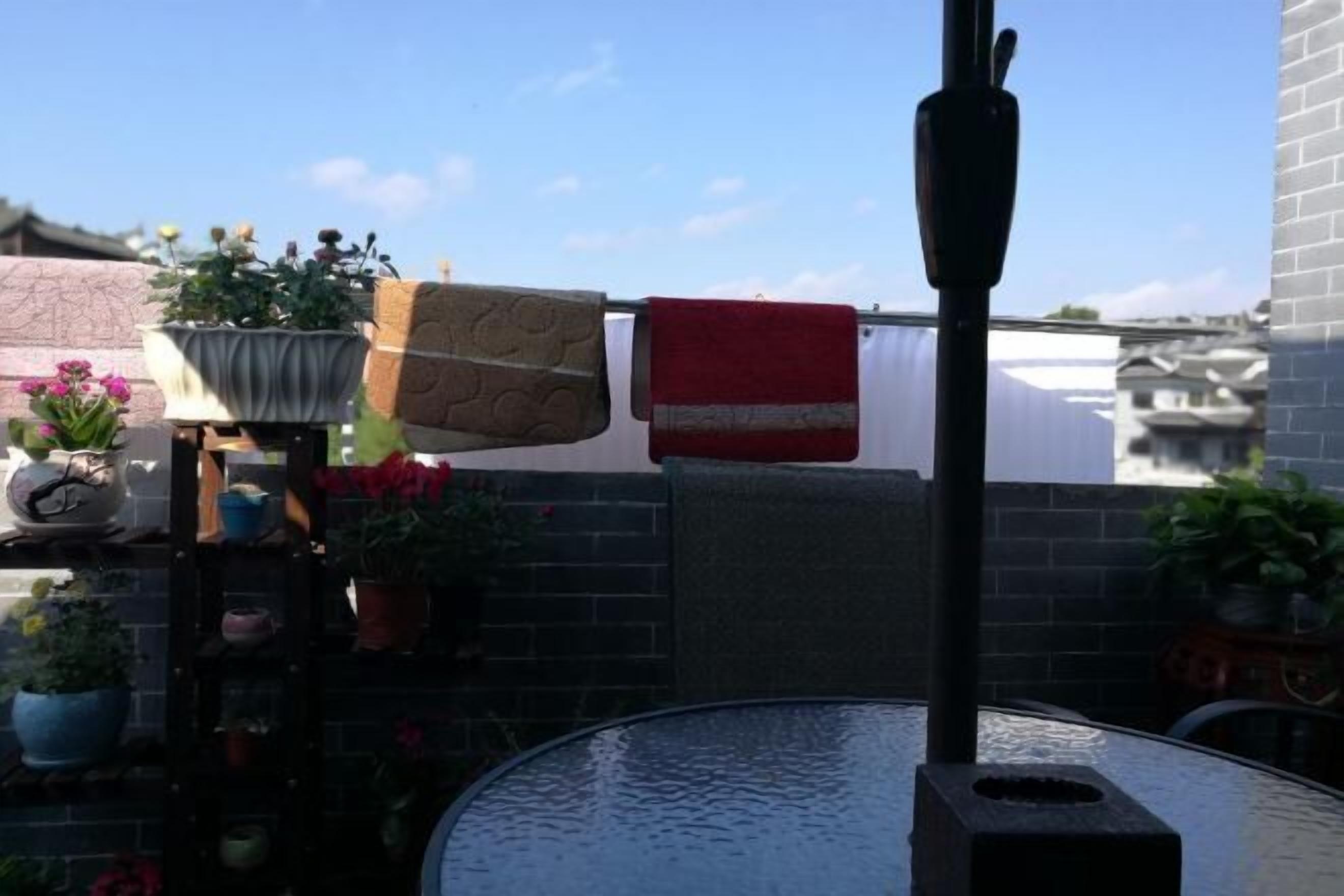 تناول الطعام بالخارج