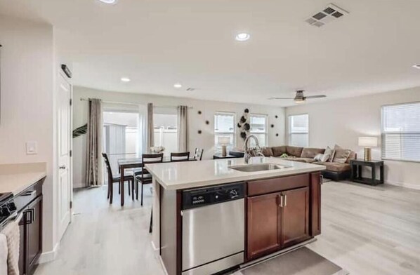 Interior - 2018 Smart Modern Home - 1500 sq feet
(Las Vegas)