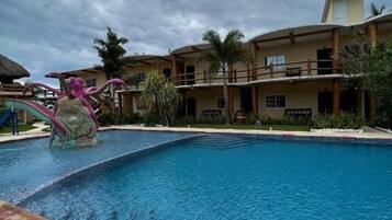 Piscina externa