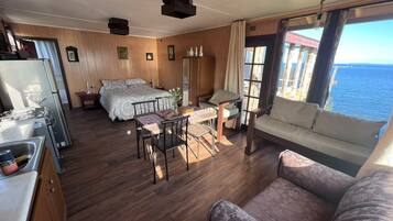 Basic Cabin | 2 bedrooms, bed sheets