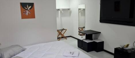 Laptop workspace, free WiFi