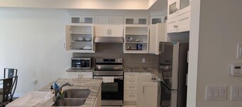 3 Bedroom 2.5 washroom close to Niagara Falls and Welland Canal and Pt Colbourne