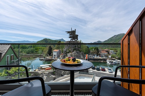 Hotel De Andros Virpazar