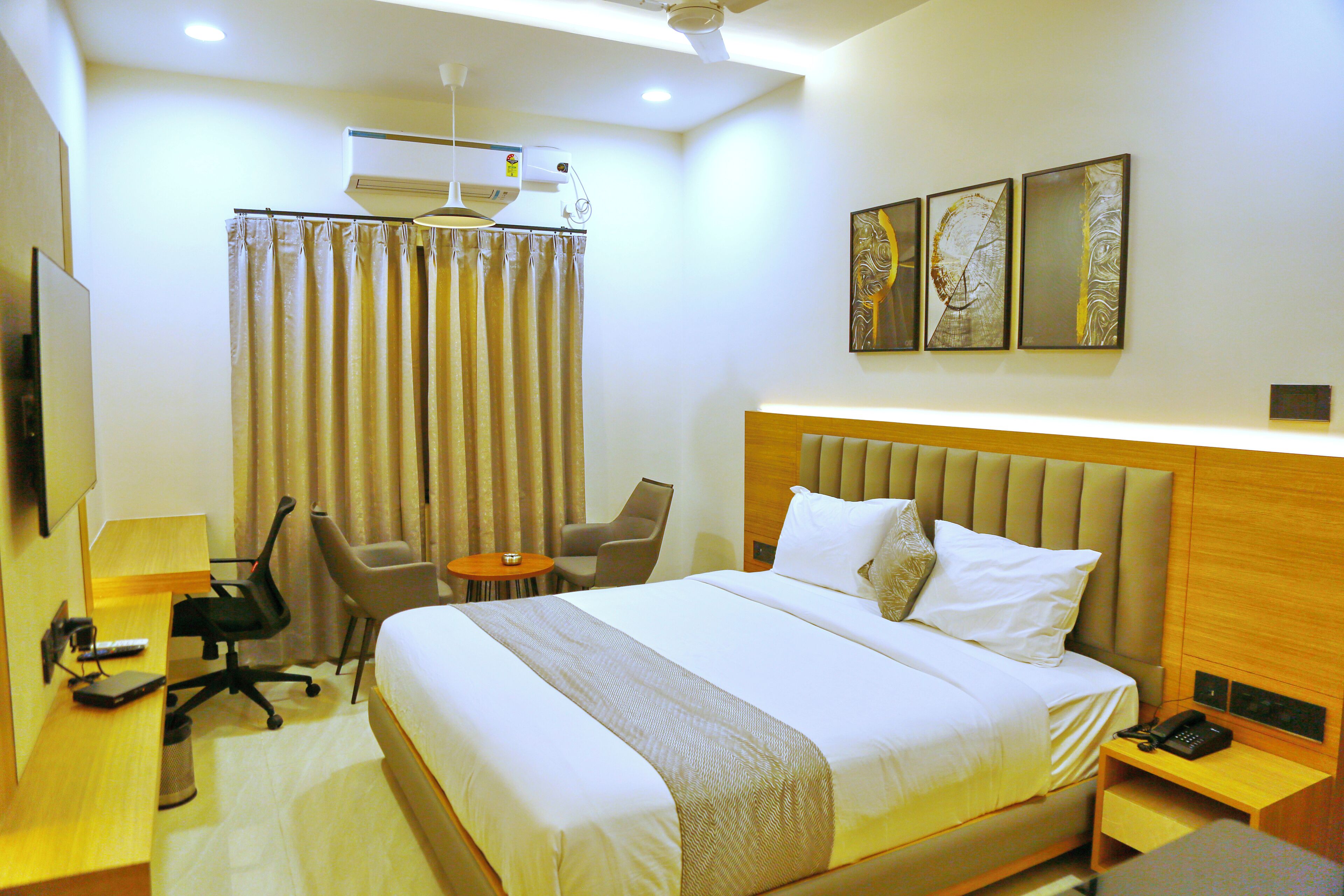 Foto - Oak Business Hotel