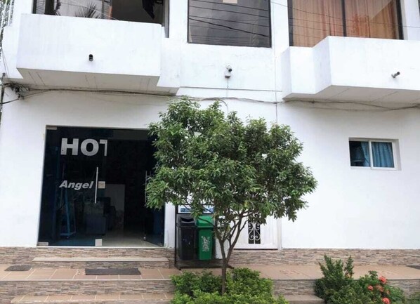 Exterior - Hotel Angel Maria (Puerto Triunfo)