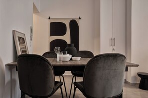 华丽公寓, 城市景观 | 餐厅