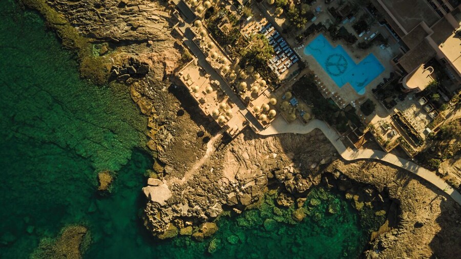 Bikini Island & Mountain Hotel Es Trenc – Adults only