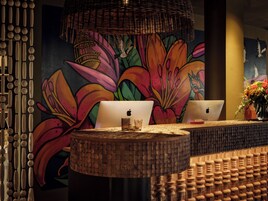 入住/退房自助服务终端