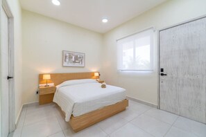 2 dormitorios, tabla de planchar con plancha, wifi gratis y ropa de cama