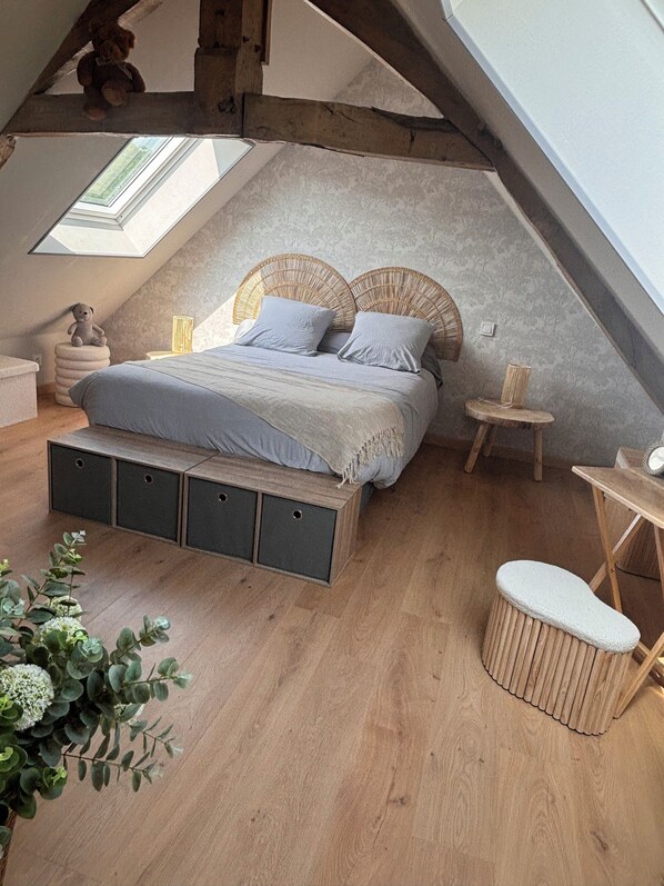 2 dormitorios, tabla de planchar con plancha, wifi y ropa de cama