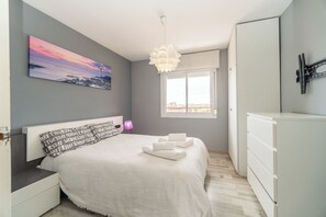 3 bedrooms, WiFi, bed sheets