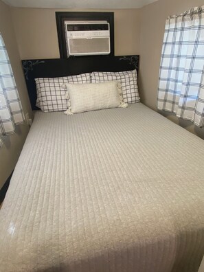 1 chambre, accès au Wi-Fi (inclus), literie fournie