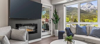 Brand New Condo, Mountain Views