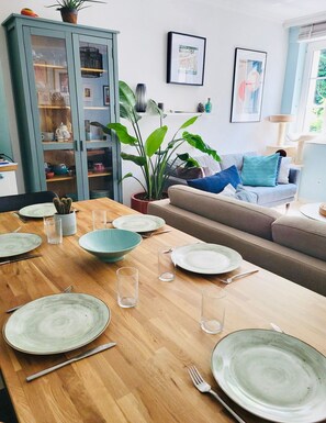 Deluxe Townhome | Ruang makan
