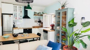 Deluxe Townhome | Private kitchen - Large 2 bedrooms house with parking (Luxembourg City)