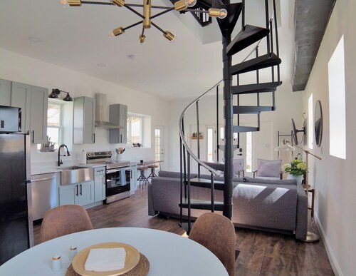 Amazing dog-friendly cottage. Walk 2 Harpers Ferry