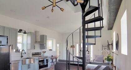 Amazing dog-friendly cottage. Walk 2 Harpers Ferry