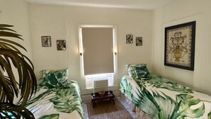 Unclassified image, 3 of 6, button - Cottage in central Arcadia available for long term stays (Arcadia)